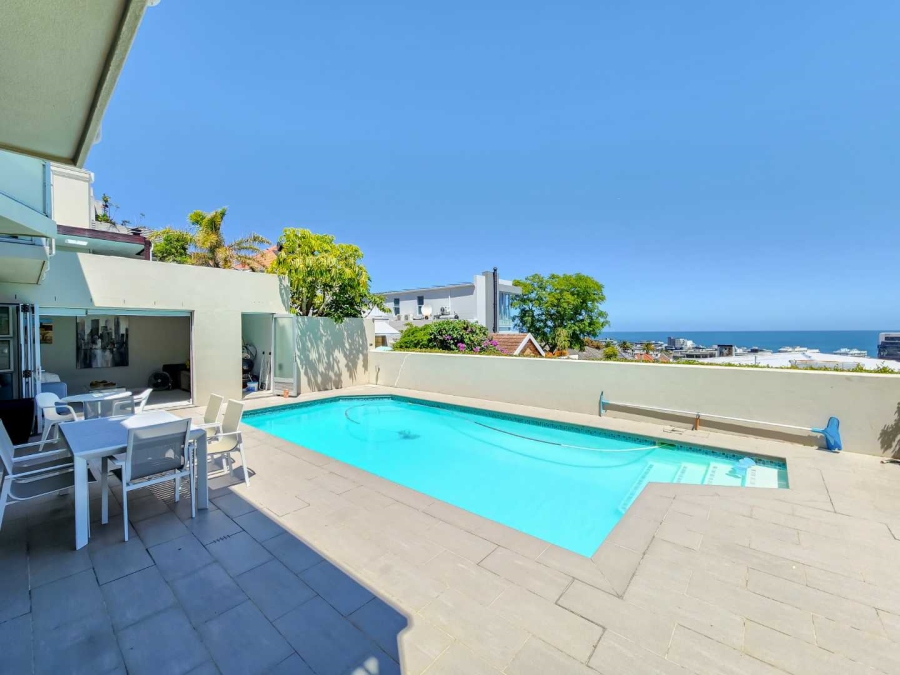 3 Bedroom Property for Sale in Fresnaye Western Cape